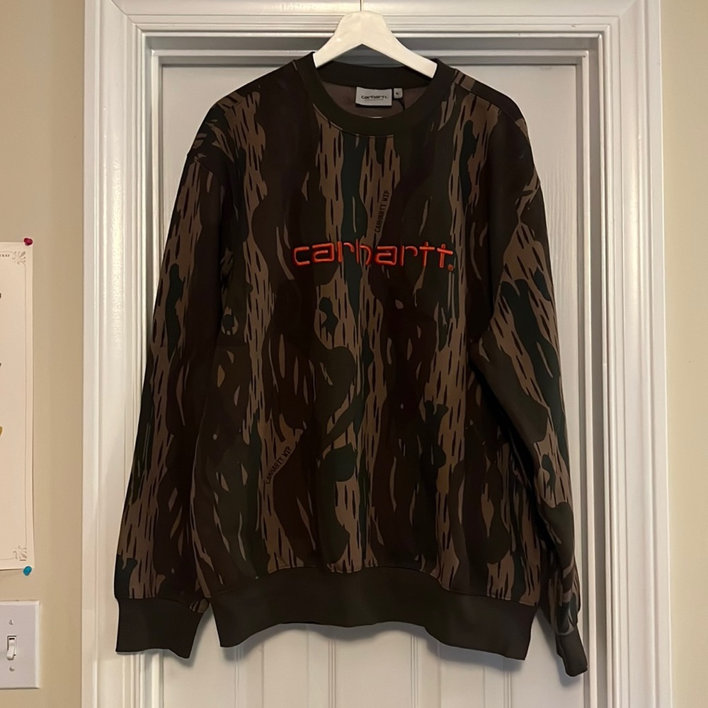 Carhartt WIP Camo Sweatshirt XL NWT